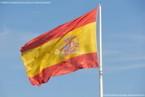 Foto Bandera de España en la Plaza de Colón 6