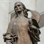 Foto Escultura a la Virgen María y su siervo Juan Pablo II 6