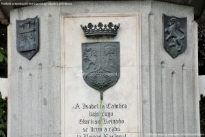 Foto Escultura a Isabel la Católica de Madrid 4