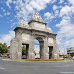 Foto Puerta de Toledo de Madrid 15