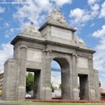 Foto Puerta de Toledo de Madrid 16