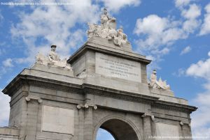 Foto Puerta de Toledo de Madrid 17