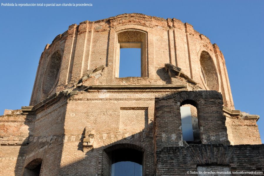 Foto Ruinas Escuelas Pías de San Fernando 18 ...