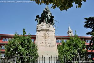 Foto Escultura al General Vara del Rey y Héroes de Caney 7