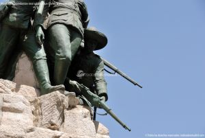 Foto Escultura al General Vara del Rey y Héroes de Caney 12