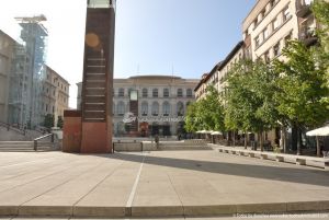 Foto Plaza del Museo Reina Sofía 4