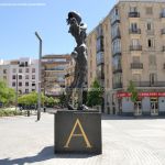 Foto Escultura en la Plaza de Dalí 12