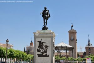 Foto Escultura a Miguel de Cervantes 17