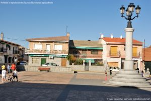 Foto Plaza de España de Navas del Rey 8
