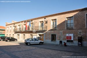 Foto Ayuntamiento de Navas del Rey 3