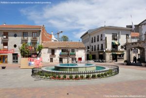 Foto Fuente Plaza de la Constitución de Galapagar 6