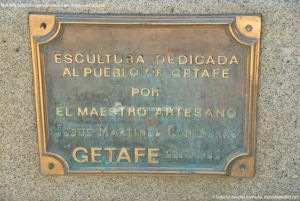 Foto Escultura dedicada al pueblo de Getafe 1