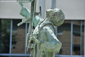 Foto Escultura al tiritero en Plaza de la Cultura 11