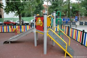 Foto Parque infantil en Calle Ajalvir 4