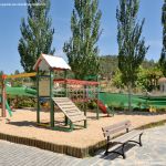 Foto Parque infantil junto al Ayuntamiento de Valdemaqueda 7