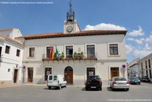 Foto Plaza de la Constitución de Villaviciosa de Odon 12