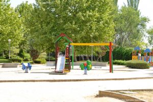 Foto Parque infantil en El Castillo 2