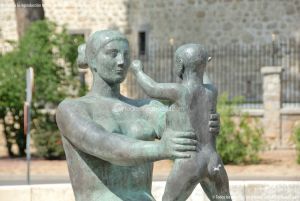 Foto Escultura Maternidad 4