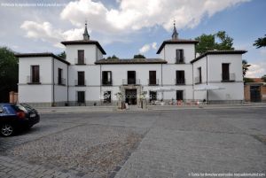 Foto Plaza de la Iglesia de Villaviciosa de Odon 10