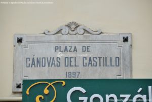Foto Plaza de Cánovas del Castillo de Valdemoro 1