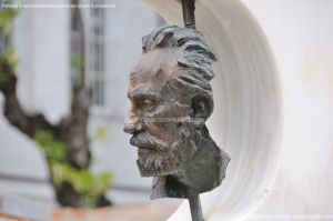 Foto Escultura a Pablo Iglesias 11