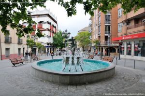 Foto Fuente y Escultura Plaza de España 1