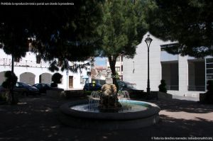 Foto Fuente Plaza de la Constitución de Parla 13