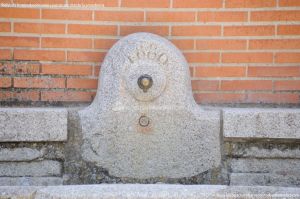 Foto Fuente de 1880 en Pozuelo de Alarcón 2