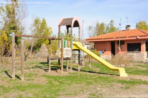 Foto Parque Infantil en Área Recreativa Playa De Estremera 4