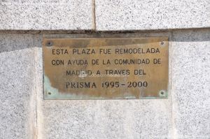 Foto Fuente Plaza de Juan Carlos I 5