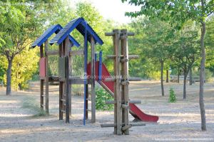 Foto Zona Infantil en Área Recreativa Puente Nuevo 2