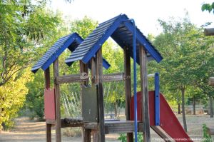 Foto Zona Infantil en Área Recreativa Puente Nuevo 5