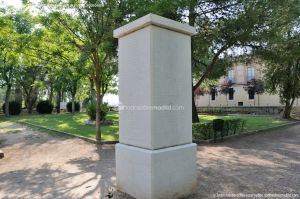 Foto Monumento Homenaje a los Colonos del Real Cortijo de San Isidro 12