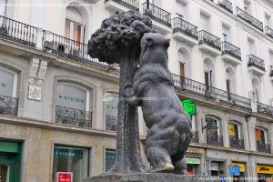 Foto Estatua de El Oso y el Madroño 11