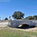 Foto Puente Antiguo sobre Arroyo de Vallelargo 9